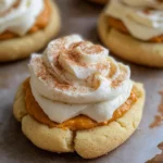 Crumbl pumpkin pie cookies