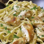 Creamy Chicken Alfredo: A Comforting Dinner Recipe finished dish