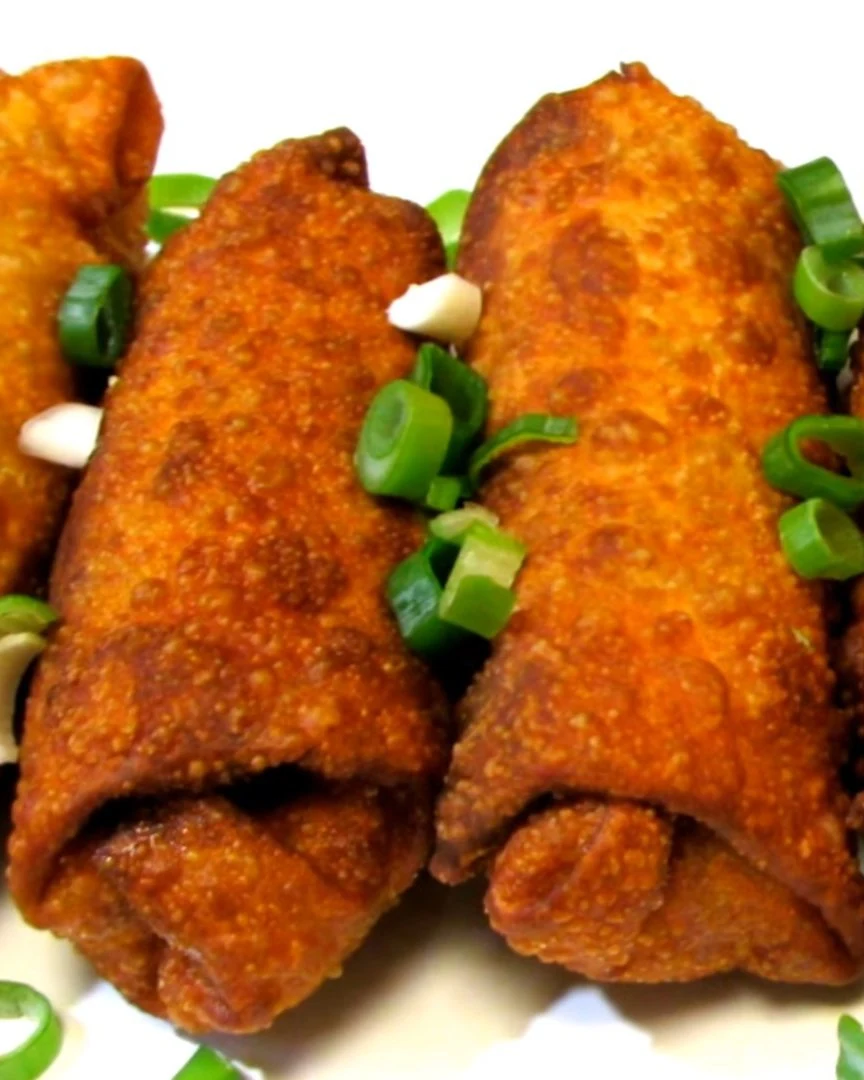 Crispy Shrimp Egg Rolls Recipe for the Perfect Snack finished dish