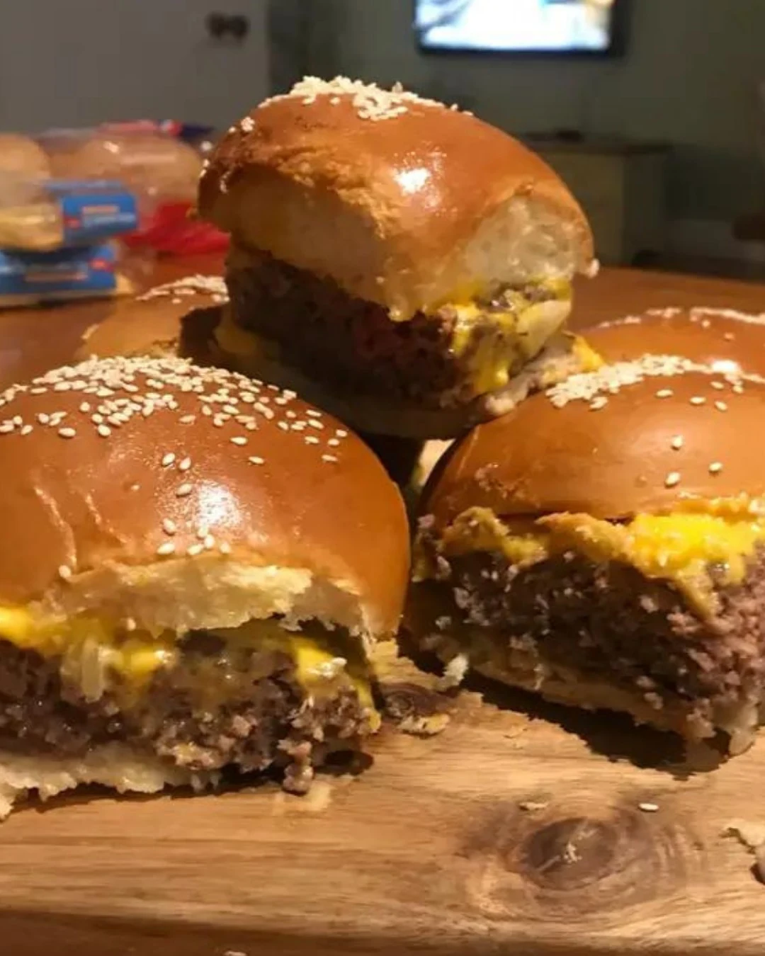 Delicious Big Mac Cheeseburger Sliders Recipe finished dish