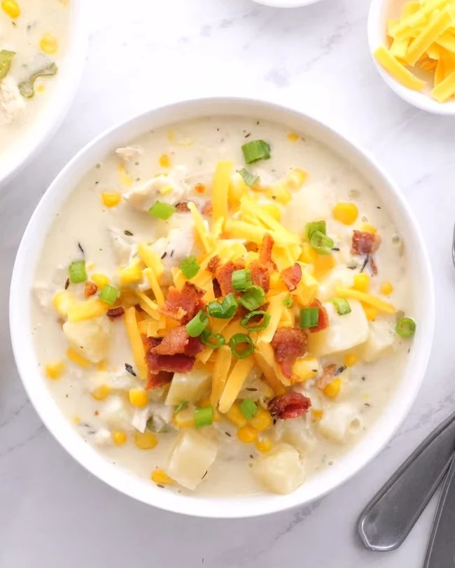 Delicious Easy Corn Chowder Recipe in 30 Minutes finished dish