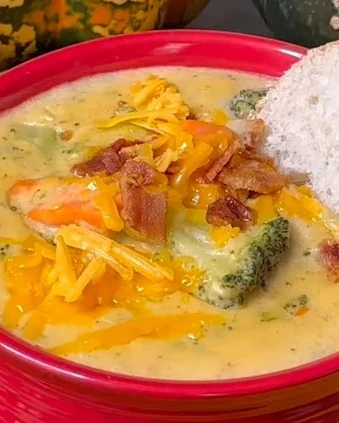 Delicious Loaded Broccoli Potato Soup Recipe finished dish