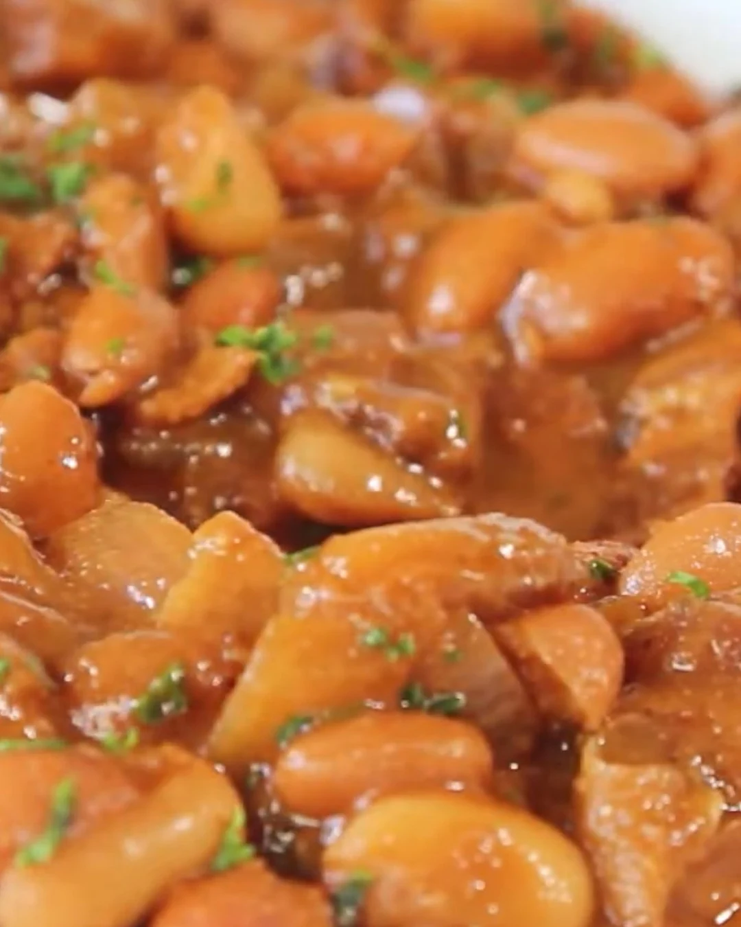Delicious Root Beer Baked Beans Recipe You’ll Love finished dish