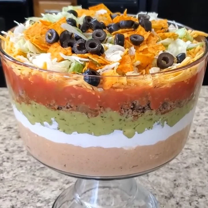 Delicious Seven-Layer Taco Dip Recipe finished dish