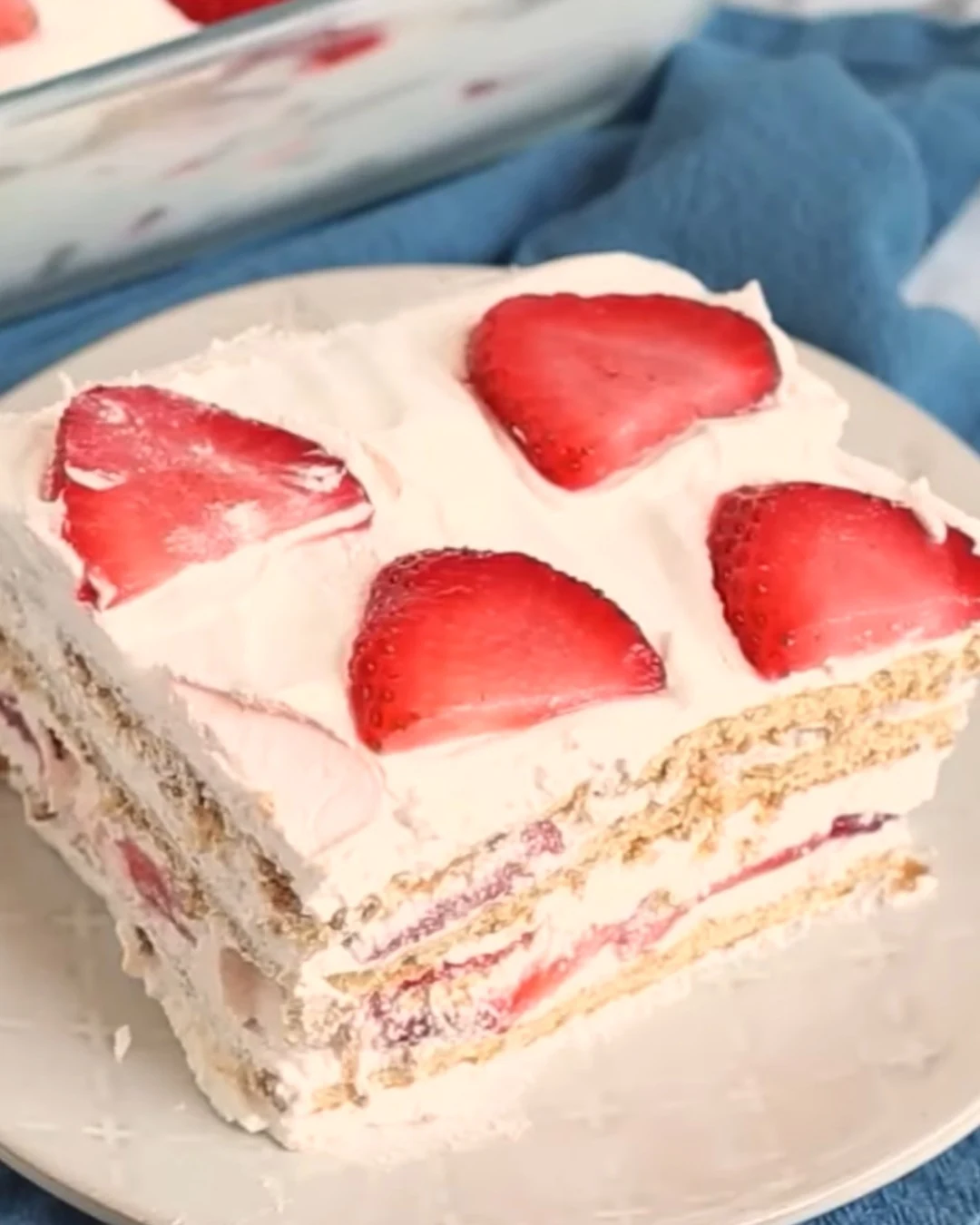 Delicious Strawberry Cream Cheese Icebox Cake Recipe finished dish