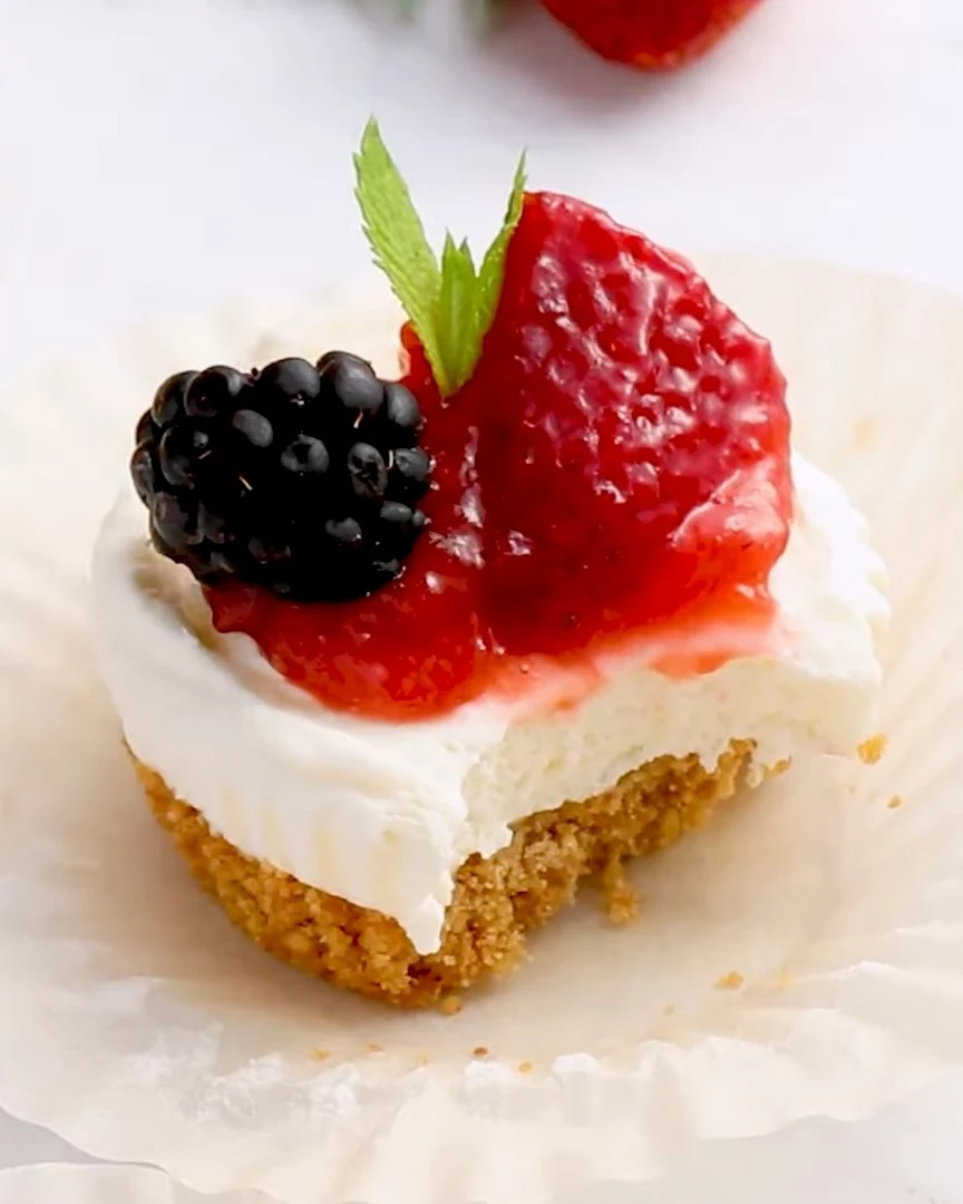 Delightful No-Bake Mini Cheesecakes Recipe finished dish