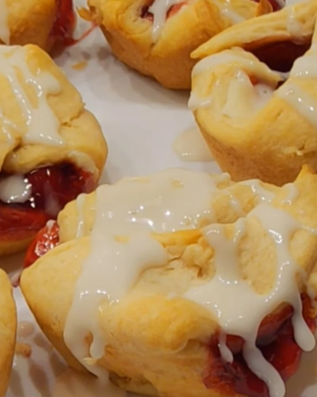 Easy Cherry Pie Bombs Recipe in Under 30 Minutes finished dish