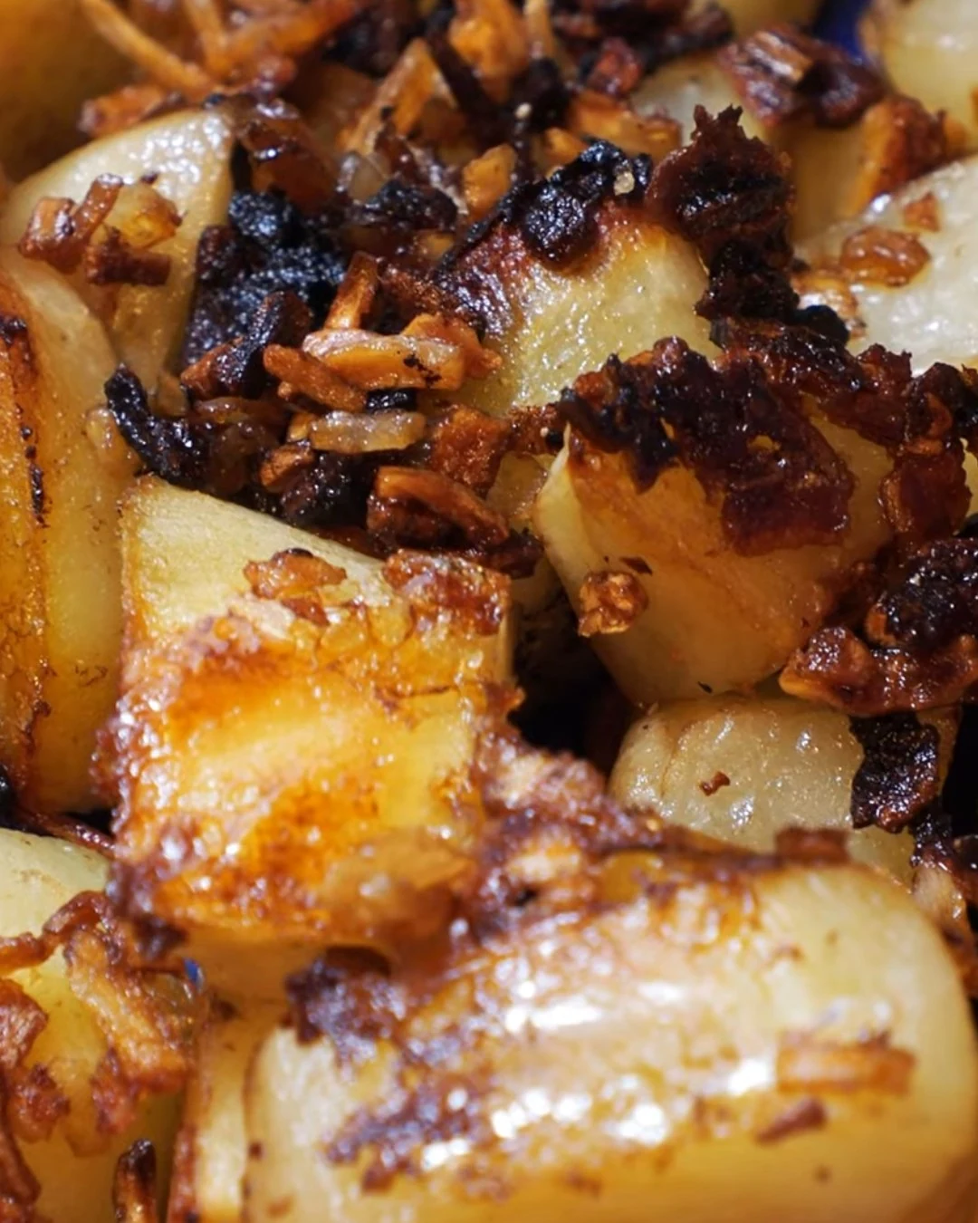 Easy Slow Cooker Lipton Onion Potatoes Recipe finished dish