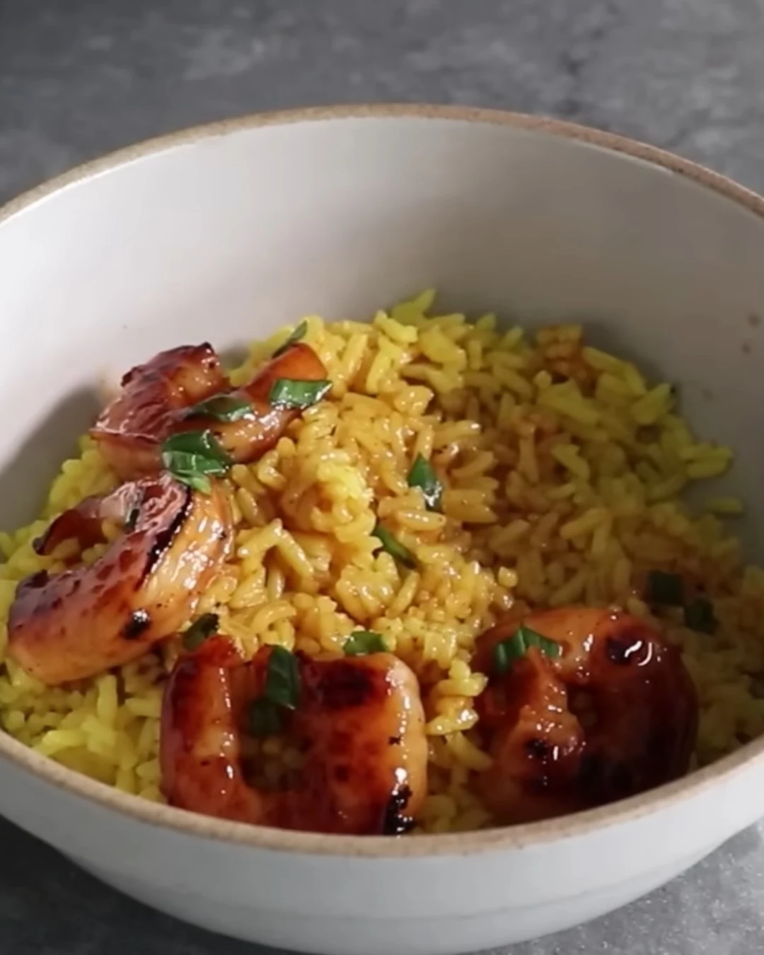 Indulge in Shrimp Scampi Pasta – A Quick Italian Classic finished dish