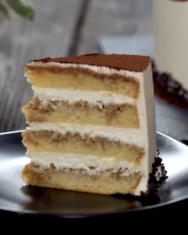 Indulge in This Irresistible Tiramisu Cake Recipe finished dish