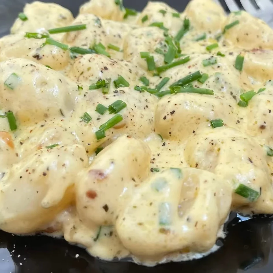 Irresistible Gnocchi with Caramelized Onions and Gruyère finished dish