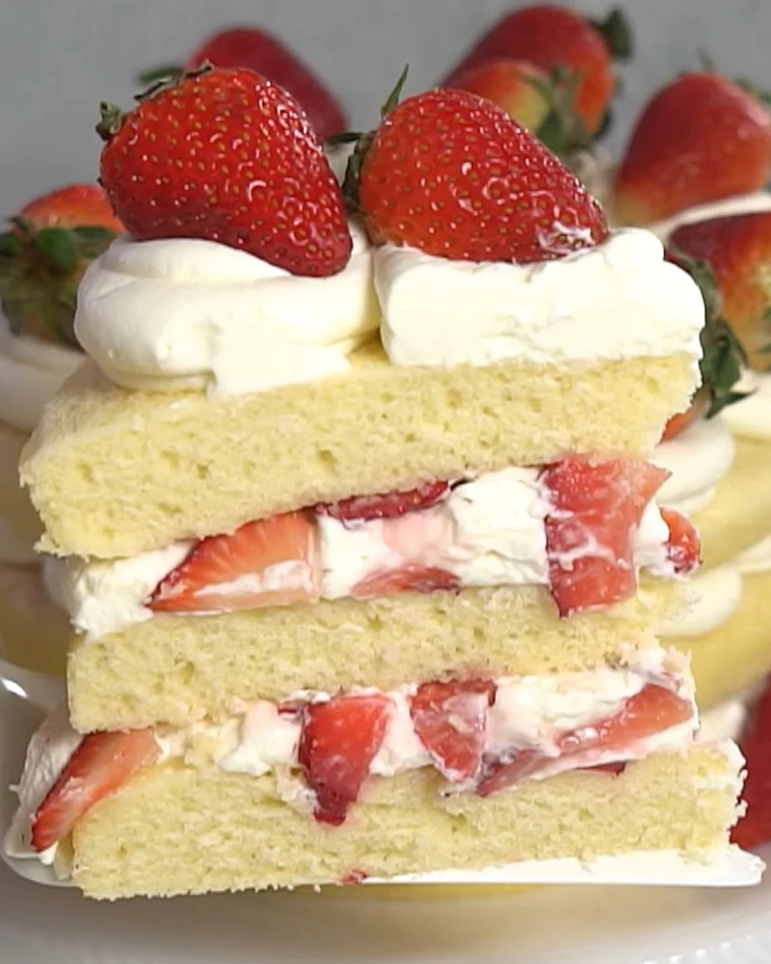 Irresistible White Chocolate Strawberry Cupcakes Recipe finished dish