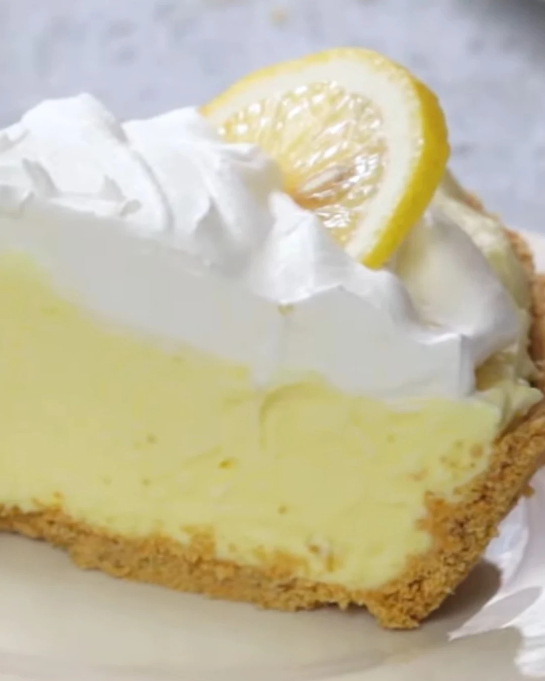 Refreshing No-Bake Cream Cheese Lemonade Pie Recipe finished dish